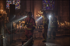 Notre-Dame in Flammen Szenenbild 4