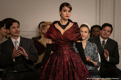 Mrs. Harris und ein Kleid von Dior Szenenbild 3